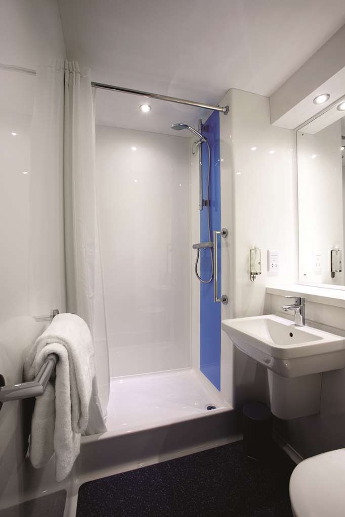 Travelodge Central Leicester Phòng bức ảnh